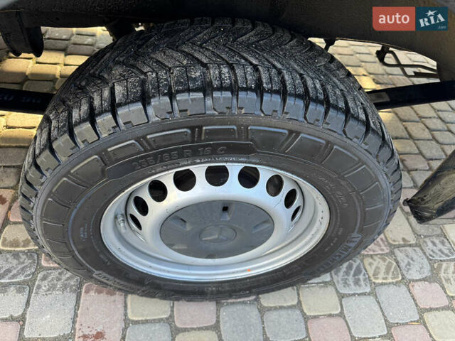 Чорний Мерседес Sprinter, об'ємом двигуна 2 л та пробігом 270 тис. км за 31500 $, фото 36 на Automoto.ua