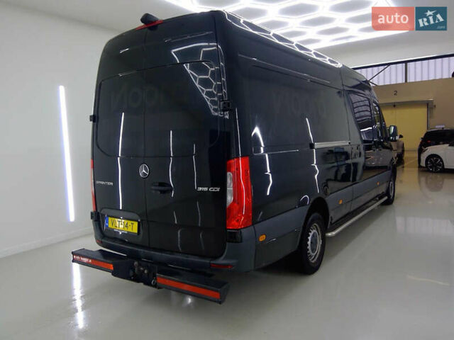 Чорний Мерседес Sprinter, об'ємом двигуна 0 л та пробігом 270 тис. км за 29999 $, фото 1 на Automoto.ua