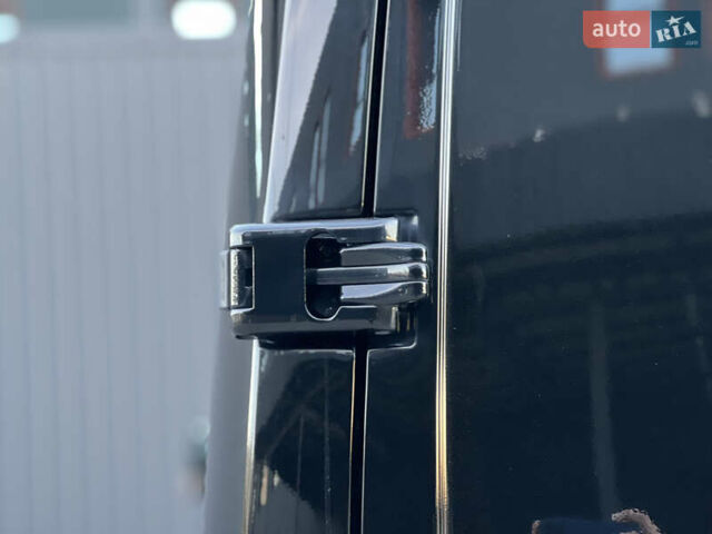 Черный Мерседес Sprinter, объемом двигателя 2 л и пробегом 259 тыс. км за 31900 $, фото 99 на Automoto.ua