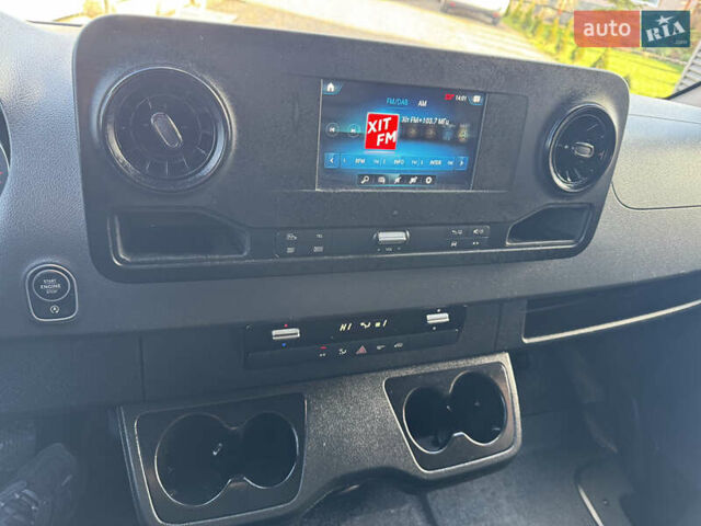 Чорний Мерседес Sprinter, об'ємом двигуна 2 л та пробігом 270 тис. км за 31500 $, фото 45 на Automoto.ua