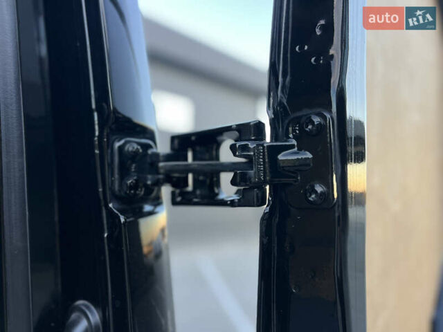 Черный Мерседес Sprinter, объемом двигателя 2 л и пробегом 259 тыс. км за 31900 $, фото 120 на Automoto.ua