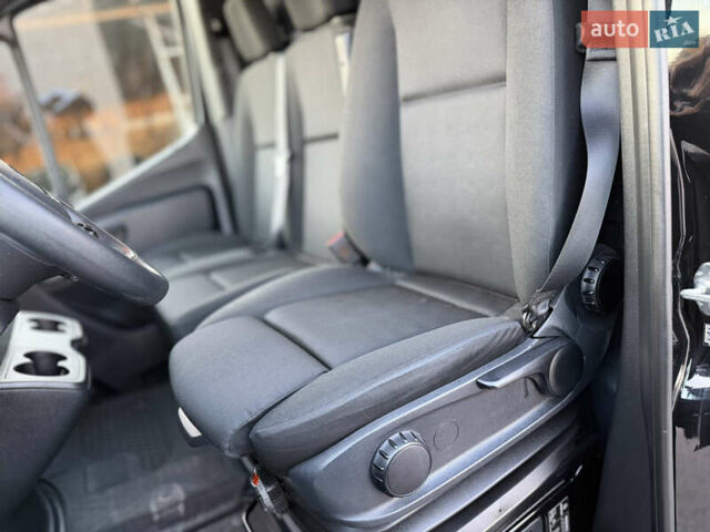 Чорний Мерседес Sprinter, об'ємом двигуна 2 л та пробігом 218 тис. км за 32900 $, фото 16 на Automoto.ua