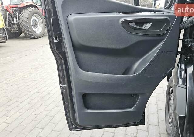 Чорний Мерседес Sprinter, об'ємом двигуна 1.95 л та пробігом 272 тис. км за 27550 $, фото 15 на Automoto.ua