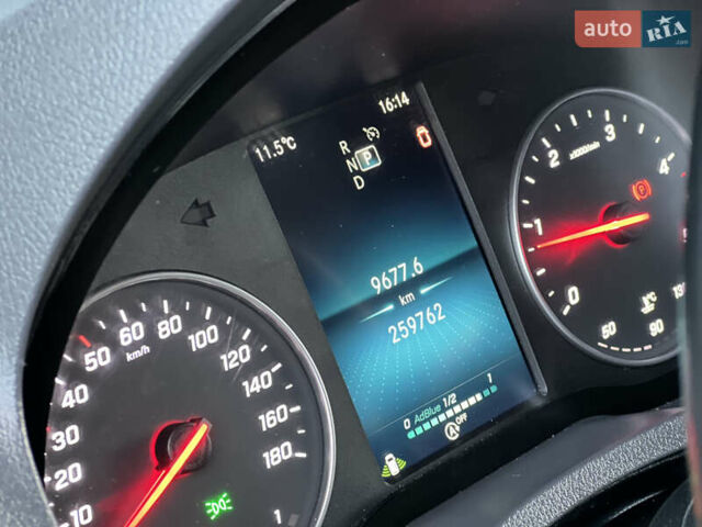 Черный Мерседес Sprinter, объемом двигателя 2 л и пробегом 259 тыс. км за 31900 $, фото 149 на Automoto.ua