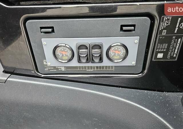 Чорний Мерседес Sprinter, об'ємом двигуна 1.95 л та пробігом 272 тис. км за 27550 $, фото 12 на Automoto.ua