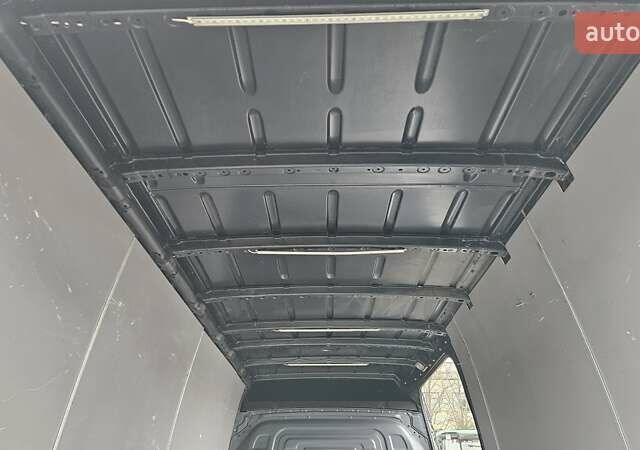 Чорний Мерседес Sprinter, об'ємом двигуна 1.95 л та пробігом 272 тис. км за 27550 $, фото 39 на Automoto.ua