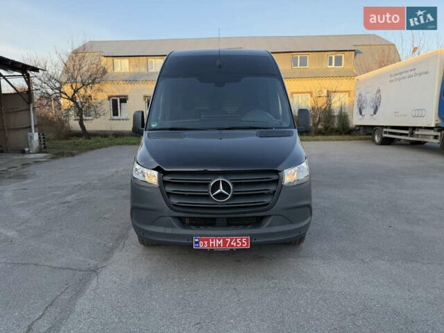 Черный Мерседес Sprinter, объемом двигателя 2 л и пробегом 218 тыс. км за 32900 $, фото 2 на Automoto.ua