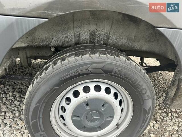 Черный Мерседес Sprinter, объемом двигателя 2.2 л и пробегом 250 тыс. км за 21000 $, фото 2 на Automoto.ua