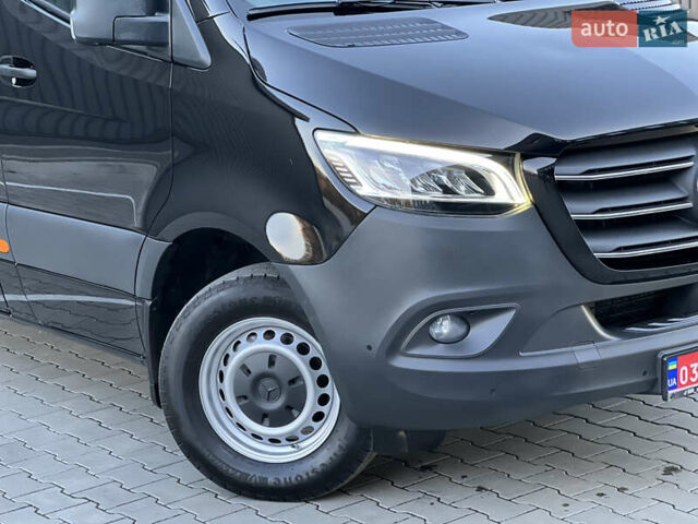 Черный Мерседес Sprinter, объемом двигателя 2 л и пробегом 259 тыс. км за 31900 $, фото 64 на Automoto.ua