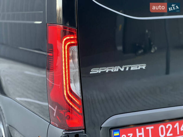 Черный Мерседес Sprinter, объемом двигателя 2 л и пробегом 259 тыс. км за 31900 $, фото 86 на Automoto.ua