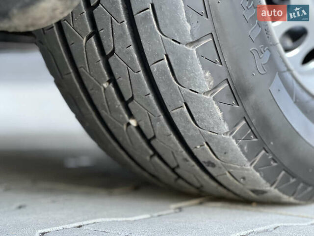 Черный Мерседес Sprinter, объемом двигателя 2 л и пробегом 259 тыс. км за 31900 $, фото 113 на Automoto.ua