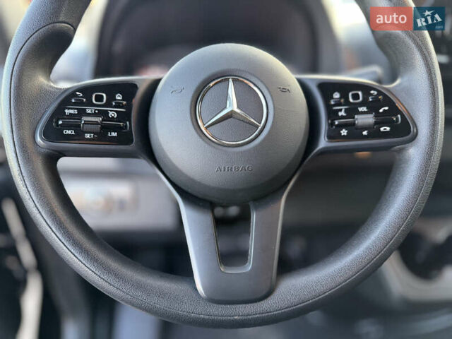 Чорний Мерседес Sprinter, об'ємом двигуна 2 л та пробігом 218 тис. км за 32900 $, фото 23 на Automoto.ua