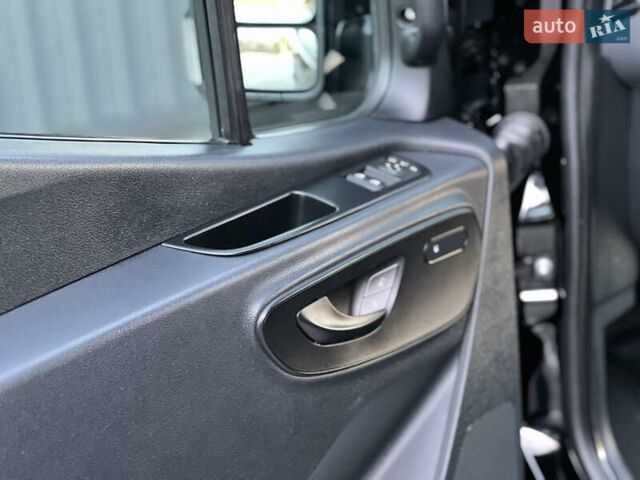Черный Мерседес Sprinter, объемом двигателя 2 л и пробегом 259 тыс. км за 31900 $, фото 134 на Automoto.ua
