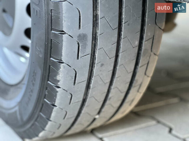 Черный Мерседес Sprinter, объемом двигателя 2 л и пробегом 259 тыс. км за 31900 $, фото 80 на Automoto.ua