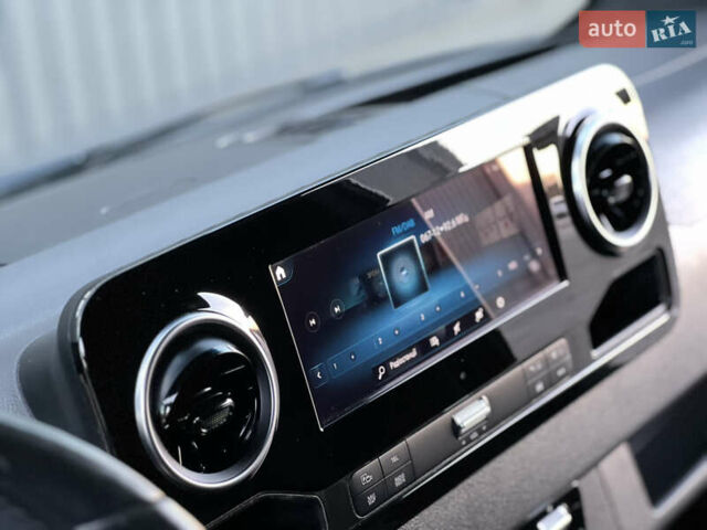 Черный Мерседес Sprinter, объемом двигателя 2 л и пробегом 259 тыс. км за 31900 $, фото 152 на Automoto.ua