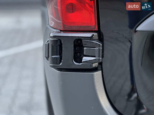 Черный Мерседес Sprinter, объемом двигателя 2 л и пробегом 259 тыс. км за 31900 $, фото 98 на Automoto.ua