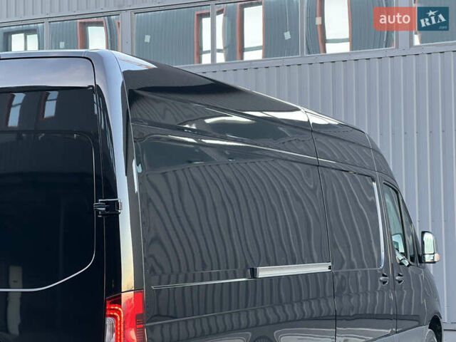 Черный Мерседес Sprinter, объемом двигателя 2 л и пробегом 259 тыс. км за 31900 $, фото 104 на Automoto.ua