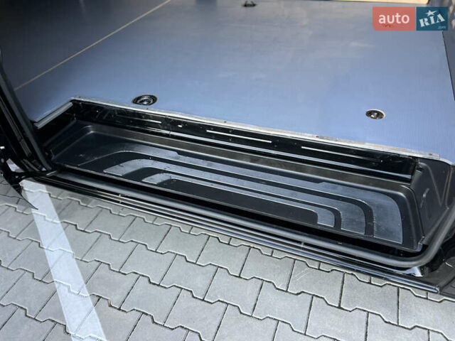 Черный Мерседес Sprinter, объемом двигателя 2 л и пробегом 259 тыс. км за 31900 $, фото 127 на Automoto.ua