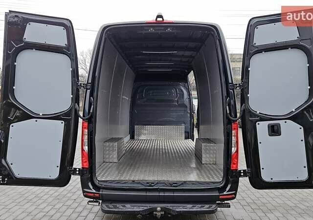 Чорний Мерседес Sprinter, об'ємом двигуна 1.95 л та пробігом 272 тис. км за 27550 $, фото 41 на Automoto.ua