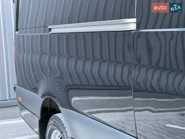 Черный Мерседес Sprinter, объемом двигателя 2 л и пробегом 259 тыс. км за 31900 $, фото 78 на Automoto.ua