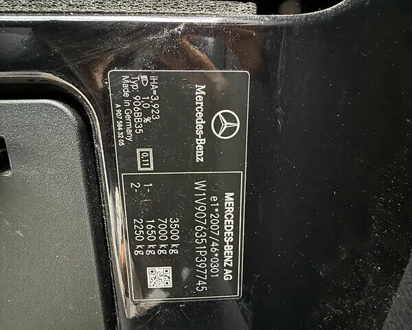 Чорний Мерседес Sprinter, об'ємом двигуна 0 л та пробігом 270 тис. км за 29999 $, фото 10 на Automoto.ua