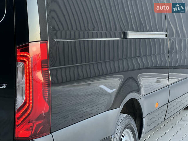 Черный Мерседес Sprinter, объемом двигателя 2 л и пробегом 259 тыс. км за 31900 $, фото 108 на Automoto.ua