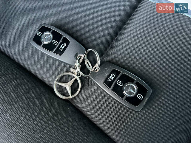 Черный Мерседес Sprinter, объемом двигателя 2 л и пробегом 259 тыс. км за 31900 $, фото 188 на Automoto.ua