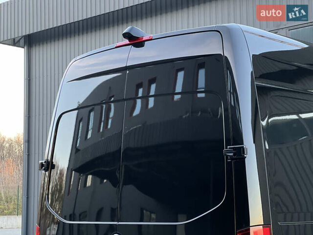 Черный Мерседес Sprinter, объемом двигателя 2 л и пробегом 259 тыс. км за 31900 $, фото 102 на Automoto.ua