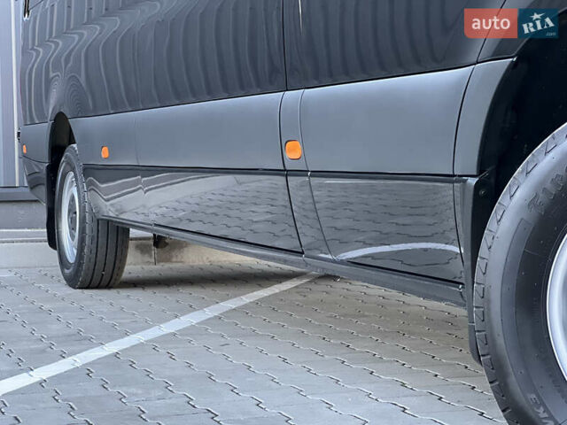 Черный Мерседес Sprinter, объемом двигателя 2 л и пробегом 259 тыс. км за 31900 $, фото 74 на Automoto.ua