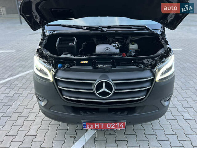 Черный Мерседес Sprinter, объемом двигателя 2 л и пробегом 259 тыс. км за 31900 $, фото 196 на Automoto.ua