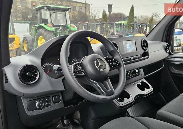 Чорний Мерседес Sprinter, об'ємом двигуна 1.95 л та пробігом 272 тис. км за 27550 $, фото 19 на Automoto.ua