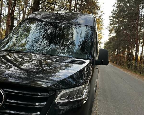 Мерседес Sprinter 2021 в Киеве на Automoto.ua Черный Мерседес Sprinter, объемом двигателя 1.95 л и пробегом 280 тыс. км за 35000 $, фото 9 на Automoto.ua