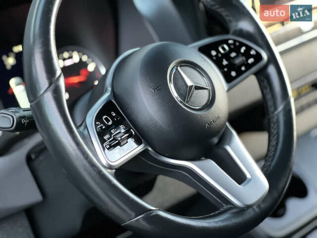 Черный Мерседес Sprinter, объемом двигателя 2 л и пробегом 259 тыс. км за 31900 $, фото 148 на Automoto.ua