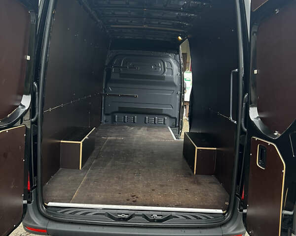 Черный Мерседес Sprinter, объемом двигателя 2 л и пробегом 268 тыс. км за 33800 $, фото 13 на Automoto.ua
