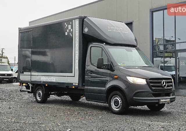 Черный Мерседес Sprinter, объемом двигателя 2.2 л и пробегом 164 тыс. км за 25800 $, фото 2 на Automoto.ua