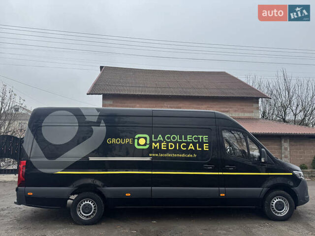 Черный Мерседес Sprinter, объемом двигателя 0 л и пробегом 230 тыс. км за 33500 $, фото 3 на Automoto.ua