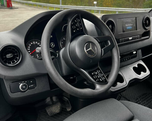 Черный Мерседес Sprinter, объемом двигателя 2 л и пробегом 268 тыс. км за 33800 $, фото 26 на Automoto.ua