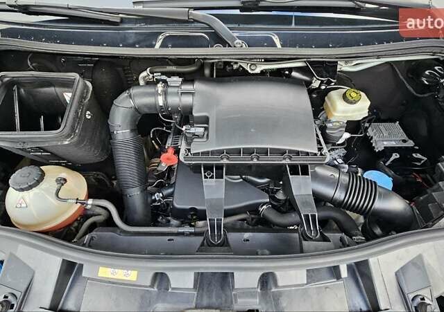 Черный Мерседес Sprinter, объемом двигателя 2.2 л и пробегом 163 тыс. км за 25800 $, фото 36 на Automoto.ua