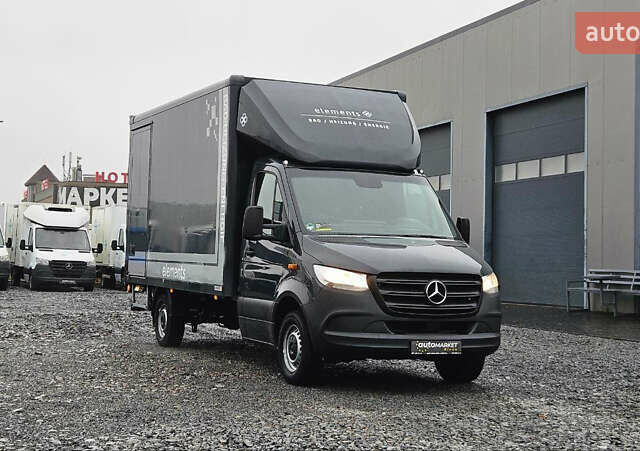Черный Мерседес Sprinter, объемом двигателя 2.2 л и пробегом 164 тыс. км за 25800 $, фото 3 на Automoto.ua
