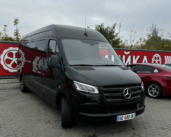 Черный Мерседес Sprinter, объемом двигателя 2 л и пробегом 268 тыс. км за 33800 $, фото 5 на Automoto.ua