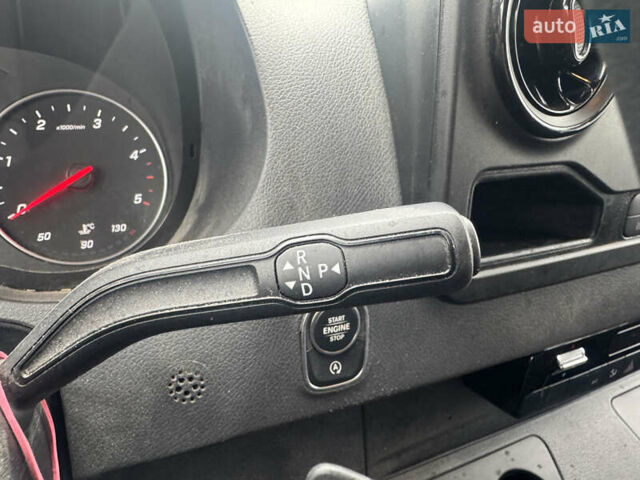 Черный Мерседес Sprinter, объемом двигателя 0 л и пробегом 230 тыс. км за 33500 $, фото 14 на Automoto.ua