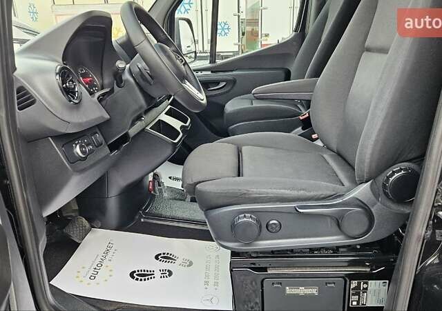 Черный Мерседес Sprinter, объемом двигателя 2.2 л и пробегом 163 тыс. км за 25800 $, фото 37 на Automoto.ua