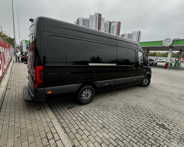 Черный Мерседес Sprinter, объемом двигателя 2 л и пробегом 268 тыс. км за 33800 $, фото 4 на Automoto.ua