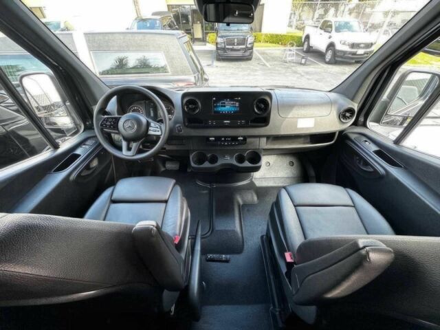 Чорний Мерседес Sprinter, об'ємом двигуна 2 л та пробігом 13 тис. км за 20000 $, фото 6 на Automoto.ua