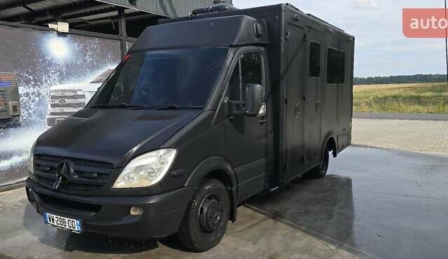 Чорний Мерседес Sprinter, об'ємом двигуна 3 л та пробігом 350 тис. км за 8000 $, фото 1 на Automoto.ua