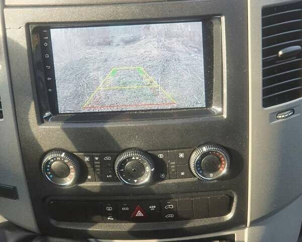 Черный Мерседес Sprinter, объемом двигателя 2.14 л и пробегом 161 тыс. км за 29900 $, фото 16 на Automoto.ua