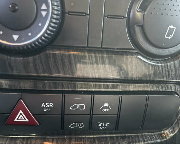 Мерседес Sprinter 2017 у Коломые на Automoto.ua Чорний Мерседес Sprinter, об'ємом двигуна 2.2 л та пробігом 480 тис. км за 27900 $, фото 72 на Automoto.ua