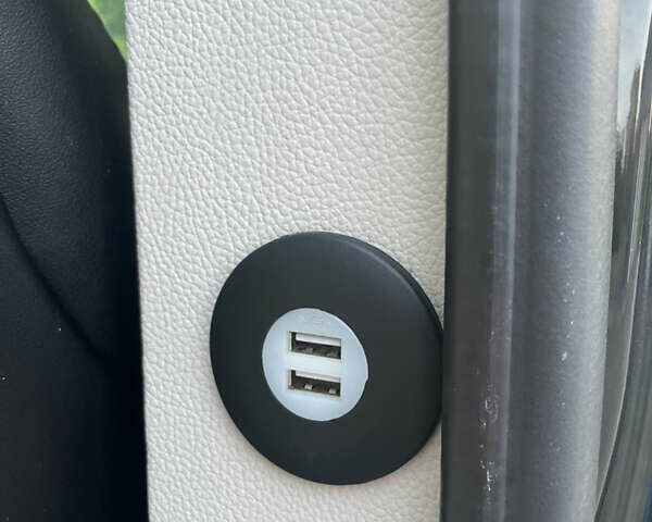 Мерседес Sprinter 2017 у Коломые на Automoto.ua Чорний Мерседес Sprinter, об'ємом двигуна 2.2 л та пробігом 480 тис. км за 27900 $, фото 66 на Automoto.ua