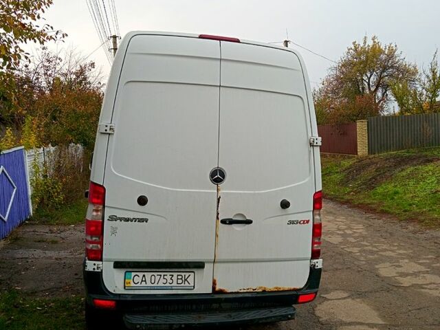 Черный Мерседес Sprinter, объемом двигателя 2.5 л и пробегом 286 тыс. км за 6700 $, фото 1 на Automoto.ua