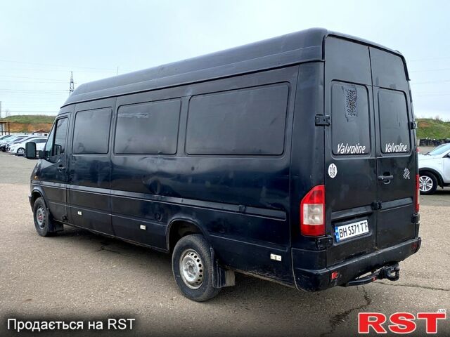 Черный Мерседес Sprinter, объемом двигателя 2.9 л и пробегом 647 тыс. км за 5000 $, фото 5 на Automoto.ua